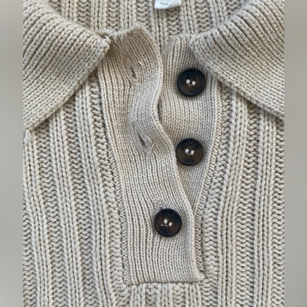 Beige Ribbed Stylish Cropped Sweater NWOT - Picture 4 of 4